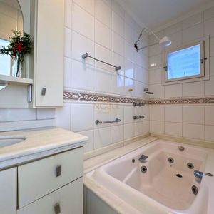 Cobertura com 182m², 4 dormitórios, 1 suíte, 1 vaga no Bella Vista em Torres para Comprar