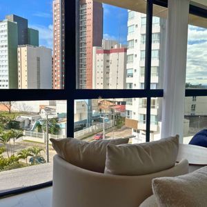 Apartamento com 114m², 3 dormitórios, 1 suíte, 2 vagas no Sun Haus em Torres para Comprar
