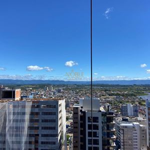 Cobertura com 385m², 4 dormitórios, 4 suítes, 4 vagas no Vanguard em Torres para Comprar