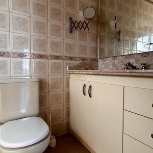 Apartamento com 115m², 3 dormitórios, 1 suíte, 1 vaga no Condomínio Edif. Porto Seguro em Torres para Comprar