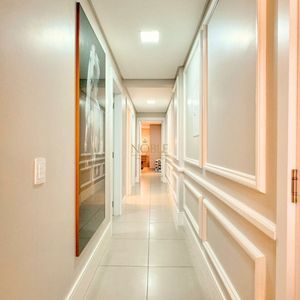 Apartamento com 110m², 3 dormitórios, 1 suíte, 2 vagas no San Pietro em Torres para Comprar