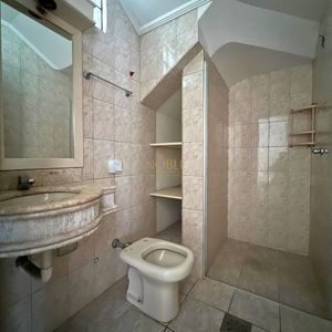 Casa, 6 dormitórios, 1 suíte, 4 vagas no bairro Stan em Torres para Comprar