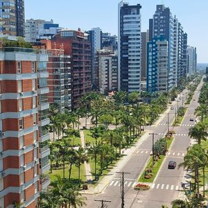Apartamento com 263m², 4 dormitórios, 4 suítes, 4 vagas no Neptuno em Torres para Comprar