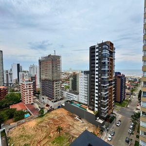 Apartamento com 117m², 3 dormitórios, 3 suítes, 2 vagas no Freedom em Torres para Comprar