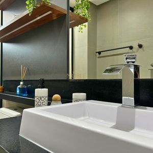 Apartamento com 181m², 2 dormitórios, 2 suítes, 1 vaga no Praça Quatro em Torres para Comprar