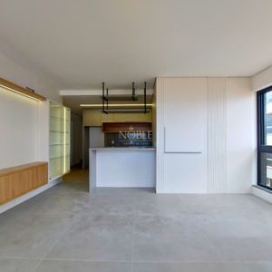 Apartamento com 92m², 2 dormitórios, 2 suítes, 1 vaga no Rosa dos Ventos em Torres para Comprar