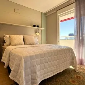 Apartamento com 247m², 4 dormitórios, 2 suítes, 2 vagas no Dom Raphael em Torres para Comprar