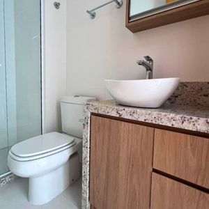 Apartamento com 79m², 2 dormitórios, 1 suíte, 1 vaga no Morada Monte Carlo em Torres para Comprar