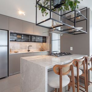 Apartamento com 97m², 2 dormitórios, 2 suítes, 2 vagas no Origem em Torres para Comprar