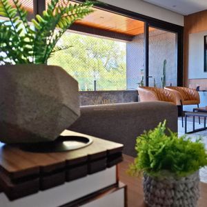 Apartamento com 106m², 3 dormitórios, 1 suíte, 2 vagas no Essenza em Torres para Comprar