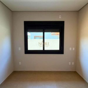 Casa com 215m², 3 dormitórios, 1 suíte, 2 vagas no bairro Morada das Palmeiras em Torres para Comprar