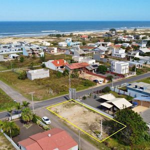 Terreno no bairro Miratorres em Passo de Torres para Comprar