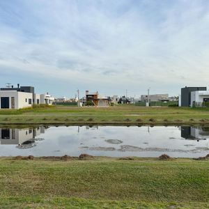 Casa de Condomínio com 228m², 3 dormitórios, 3 suítes, 2 vagas no Reserva das Águas em Torres para Comprar