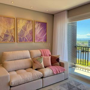 Apartamento com 91m², 2 dormitórios, 2 suítes, 2 vagas no Toronto em Torres para Comprar