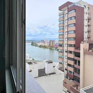 Apartamento com 83m², 2 dormitórios, 1 vaga no Itália em Torres para Comprar
