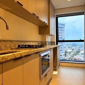 Apartamento com 79m², 2 dormitórios, 2 suítes, 1 vaga no Rosa dos Ventos em Torres para Comprar