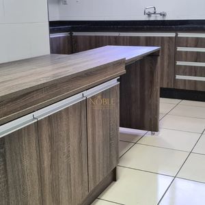 Apartamento com 142m², 3 dormitórios, 1 suíte, 2 vagas no Mares do Sul em Torres para Comprar