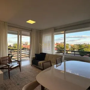 Apartamento com 78m², 2 dormitórios, 1 suíte, 2 vagas no Ilha de Creta em Torres para Comprar