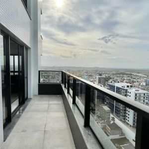 Cobertura com 152m², 3 dormitórios, 2 suítes, 2 vagas no Vesta em Torres para Comprar