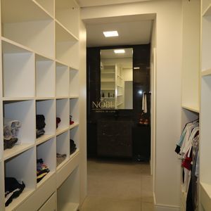 Casa de Condomínio com 262m², 3 dormitórios, 1 suíte, 2 vagas no Reserva das Águas em Torres para Comprar