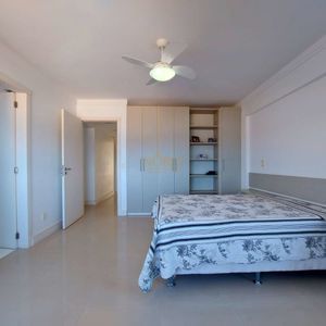 Apartamento com 134m², 3 dormitórios, 2 suítes, 2 vagas no Cortemaggiore em Torres para Comprar