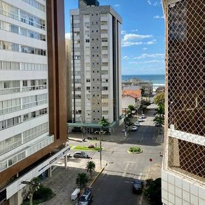 Apartamento com 110m², 3 dormitórios, 1 suíte, 2 vagas no Saint Germain em Torres para Comprar