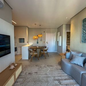 Apartamento com 70m², 2 dormitórios, 1 suíte, 2 vagas no Toronto em Torres para Comprar