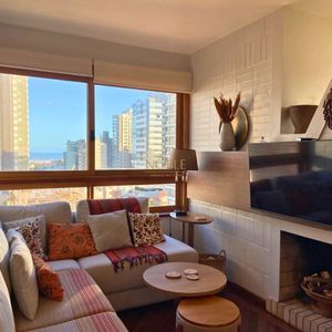 Apartamento com 102m², 2 dormitórios, 1 suíte, 1 vaga no La Tour em Torres para Comprar