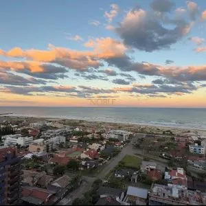 Apartamento com 140m², 3 dormitórios, 3 suítes, 2 vagas no Voga em Torres para Comprar