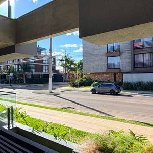 Apartamento com 76m², 2 dormitórios, 1 suíte, 1 vaga no Florença em Torres para Comprar