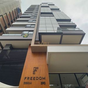 Apartamento com 117m², 3 dormitórios, 3 suítes, 2 vagas no Freedom em Torres para Comprar