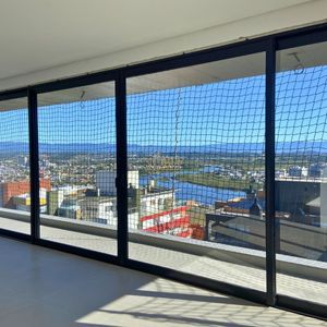 Apartamento com 113m², 3 dormitórios, 1 suíte, 2 vagas no Mirage em Torres para Comprar