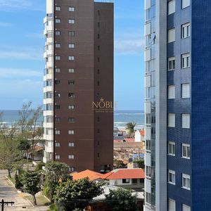 Apartamento com 110m², 3 dormitórios, 1 suíte, 2 vagas no LONDON em Torres para Comprar