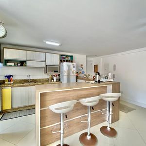 Apartamento com 120m², 4 dormitórios, 1 suíte, 2 vagas no Michelângelo em Torres para Comprar