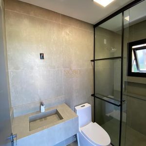 Casa de Condomínio com 275m², 3 dormitórios, 3 suítes, 2 vagas no Ocean Side em Torres para Comprar