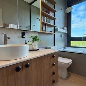 Casa de Condomínio com 277m², 3 dormitórios, 3 suítes, 2 vagas no Reserva das Águas em Torres para Comprar