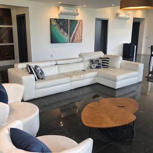 Casa de Condomínio com 275m², 3 dormitórios, 3 suítes, 2 vagas no Ocean Side em Torres para Comprar