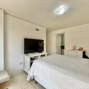 Apartamento com 120m², 4 dormitórios, 1 suíte, 2 vagas no Michelângelo em Torres para Comprar