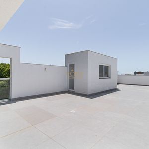 Cobertura com 230m², 3 dormitórios, 1 suíte, 2 vagas no Le Grand em Torres para Comprar