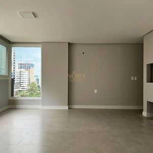 Apartamento com 77m², 2 dormitórios, 1 suíte, 2 vagas no Maui Residencial em Torres para Comprar