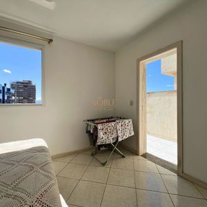 Cobertura com 198m², 3 dormitórios, 1 suíte, 2 vagas no Solar da Praça em Torres para Comprar