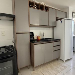 Apartamento com 59m², 2 dormitórios, 1 suíte, 1 vaga no Residencial Jardim Europa em Torres para Comprar