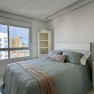 Apartamento com 105m², 3 dormitórios, 2 vagas no Michelângelo em Torres para Comprar