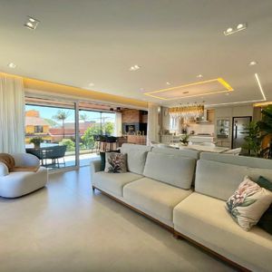 Apartamento com 155m², 3 dormitórios, 1 suíte, 2 vagas no Morada do Parque em Torres para Comprar