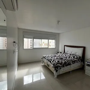 Apartamento com 77m², 2 dormitórios, 1 suíte, 1 vaga no Piazza em Torres para Comprar