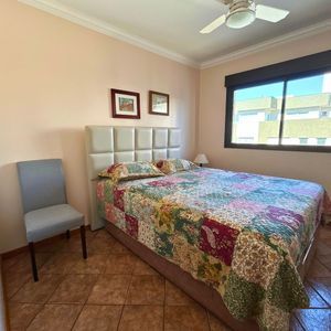 Cobertura com 400m², 4 dormitórios, 1 suíte, 2 vagas no Residencial da Barra em Torres para Comprar