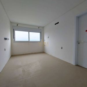 Apartamento com 80m², 2 dormitórios, 2 suítes, 2 vagas no Punta Del Sole em Torres para Comprar