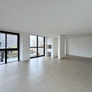 Apartamento com 94m², 2 dormitórios, 2 suítes, 2 vagas no Origem em Torres para Comprar