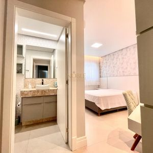 Apartamento com 155m², 3 dormitórios, 3 suítes, 2 vagas no Montechiaro em Torres para Comprar