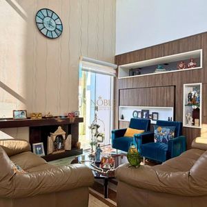 Casa com 400m², 5 dormitórios, 1 suíte, 4 vagas no bairro Stan em Torres para Comprar